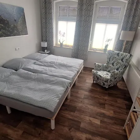 Pauls Hexenhaus Teufel Mit Familienbett * ثال